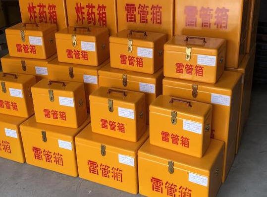 白云玻璃钢雷管箱的使用寿命一般是多少？