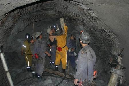 白云工程爆破中的危险因素分析以及应对工程爆破危险的措施